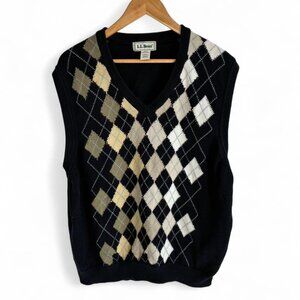 Vintage L.L. Bean 100% Cotton Navy and Cream Argyle Knit Sweater Vest, Size L